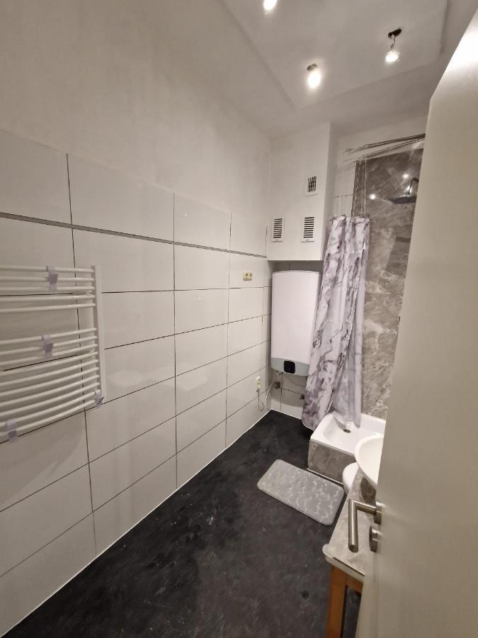 Zentral Duisburg Apartment ภายนอก รูปภาพ